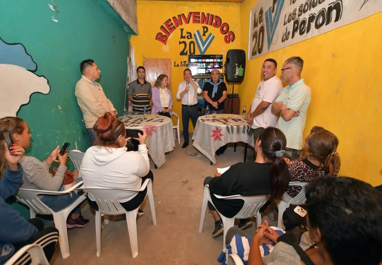 Imagen de Charla de formación sobre Malvinas y soberanía nacional en Florencio Varela 